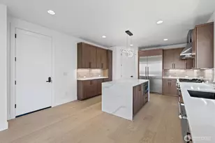 16036 SE 44th Ct, Bellevue, WA 98006 - Photo 13