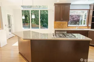 13810 SE 62nd St, Bellevue, WA 98006 - Photo 9