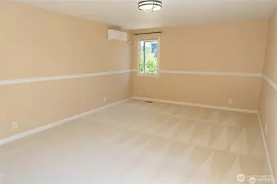 13810 SE 62nd Street, Bellevue, WA 98006 - Photo 17