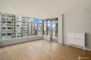583 Battery St, Seattle, WA 98121 - Photo 9