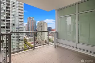 583 Battery St, Seattle, WA 98121 - Photo 11