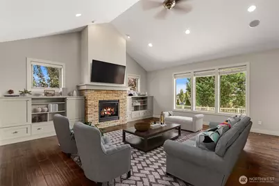 351 Allison Street, Wenatchee, WA 98801 - Photo 5