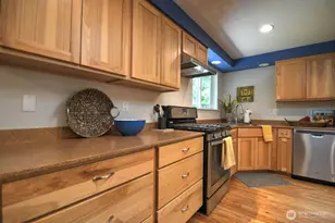 1112 Henry St SE, Olympia, WA 98501 - Photo 11