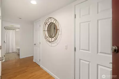 8652 164th Avenue NE #C109, Redmond, WA 98052 - Photo 3