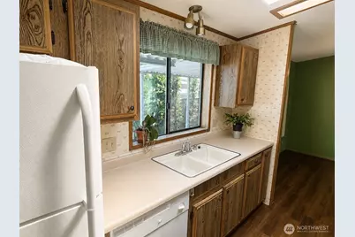 1200 Lincoln #237, Bellingham, WA 98225 - Photo 11