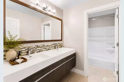 1748 Bellevue Way NE #1, Bellevue, WA 98004 - Photo 21