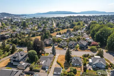 2716 Cornwall Avenue, Bellingham, WA 98225 - Photo 35