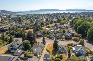 2716 Cornwall Ave, Bellingham, WA 98225 - Photo 35