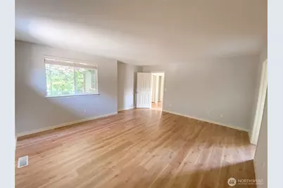 10769 221st Lane NE, Redmond, WA 98053 - Photo 11