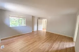 10769 221st Ln NE, Redmond, WA 98053 - Photo 11