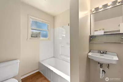 17552 12th Avenue NE, Shoreline, WA 98155 - Photo 11