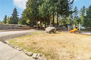 1420 NE Steele Creek Dr, Bremerton, WA 98311 - Photo 27
