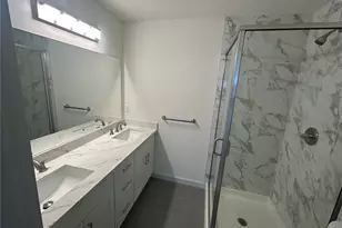 13243 Ambaum Blvd SW, Burien, WA 98146 - Photo 17