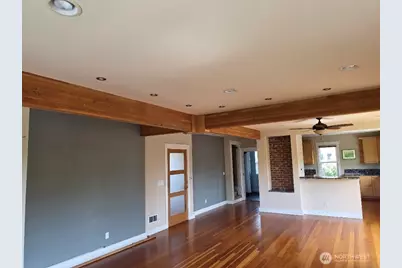 7652 E Green Lake Drive N, Seattle, WA 98103 - Photo 15