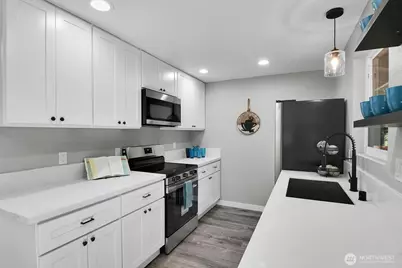235 Dennis Street SW, Tumwater, WA 98501 - Photo 3