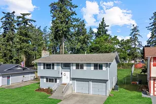 720 NW Hyak Dr, Oak Harbor, WA 98277 - Photo 3