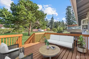 720 NW Hyak Dr, Oak Harbor, WA 98277 - Photo 23