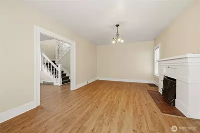 5262 15th Avenue NE, Seattle, WA 98105 - Photo 5