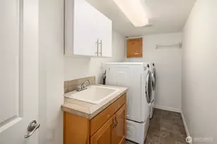 4859 86th Ave SE, Mercer Island, WA 98040 - Photo 25