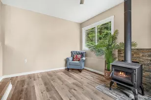 1447 Christine Ln, Camano Island, WA 98282 - Photo 9