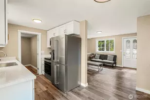 1447 Christine Ln, Camano Island, WA 98282 - Photo 5