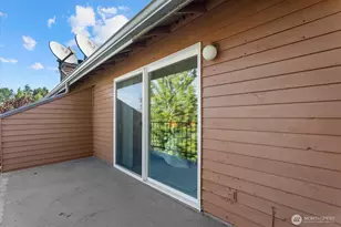 10925 SE 208th St, Kent, WA 98031 - Photo 13