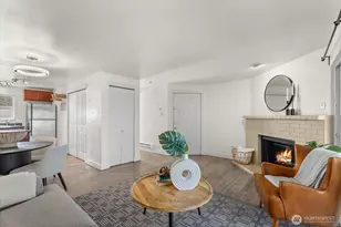 10925 SE 208th St, Kent, WA 98031 - Photo 3