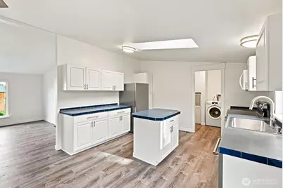 2902 S 90th Avenue, Yakima, WA 98903 - Photo 11