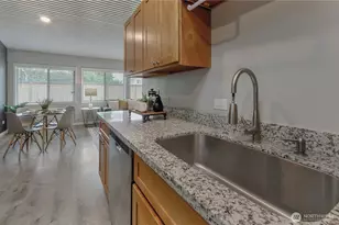 9711 Farwest Dr SW, Lakewood, WA 98498 - Photo 11