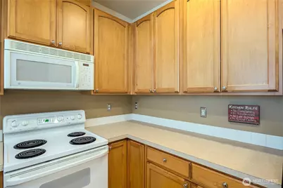 10829 19th Avenue SE #2C, Everett, WA 98208 - Photo 17