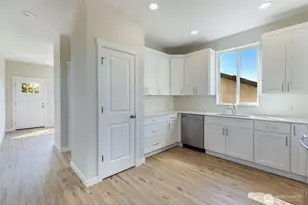 3330 58th Ave NE, Tacoma, WA 98422 - Photo 27