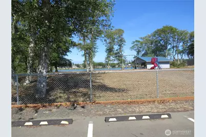 796 Mount Olympus Avenue SE, Ocean Shores, WA 98569 - Photo 13
