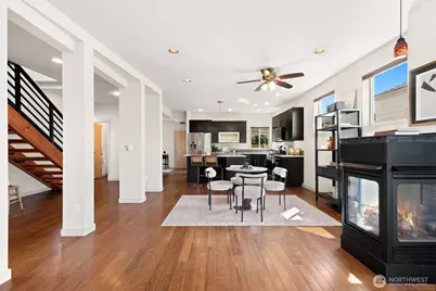 719 N 101st Street, Seattle, WA 98133 - Photo 3