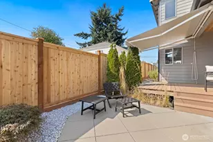 719 N 101st St, Seattle, WA 98133 - Photo 23