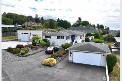 4104 Scatchet View Drive, Clinton, WA 98236 - Photo 1