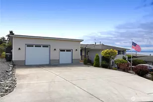 4104 Scatchet View Dr, Clinton, WA 98236 - Photo 25