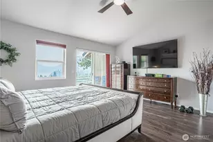 11415 S Lakeshore Rd, Chelan, WA 98816 - Photo 19