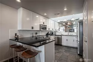 11415 S Lakeshore Rd, Chelan, WA 98816 - Photo 11
