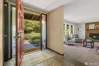 6001 44th Avenue NW, Gig Harbor, WA 98335 - Photo 3