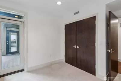 9123 NE Juanita Drive #205, Kirkland, WA 98034 - Photo 13