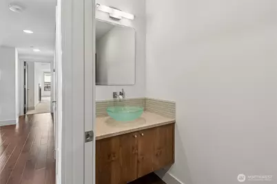 9123 NE Juanita Drive #205, Kirkland, WA 98034 - Photo 15