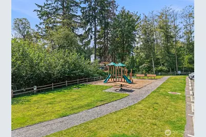 311 207th Street SE, Bothell, WA 98012 - Photo 27