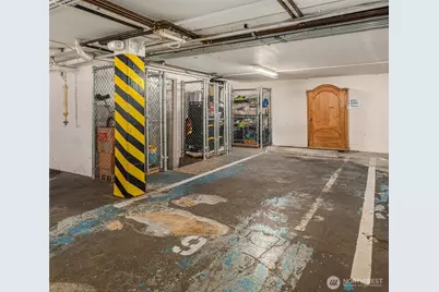 81 Vine Street #404, Seattle, WA 98121 - Photo 27