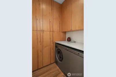 81 Vine Street #404, Seattle, WA 98121 - Photo 25