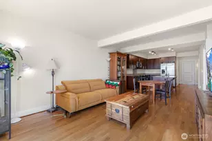 699 John St, Seattle, WA 98109 - Photo 3