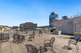 699 John St, Seattle, WA 98109 - Photo 25