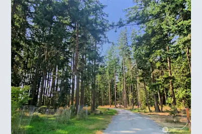 4063 Lambourn Lane, Oak Harbor, WA 98277 - Photo 3