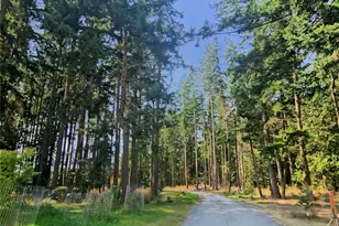 4063 Lambourn Ln, Oak Harbor, WA 98277 - Photo 3