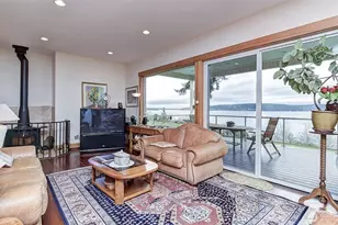 444 W North Camano Dr, Camano Island, WA 98282 - Photo 13