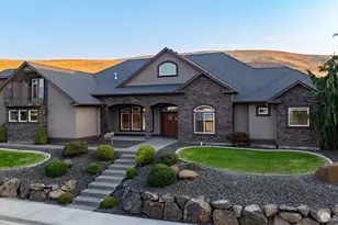 2303 W 49th Ave, Kennewick, WA 99337 - Photo 1